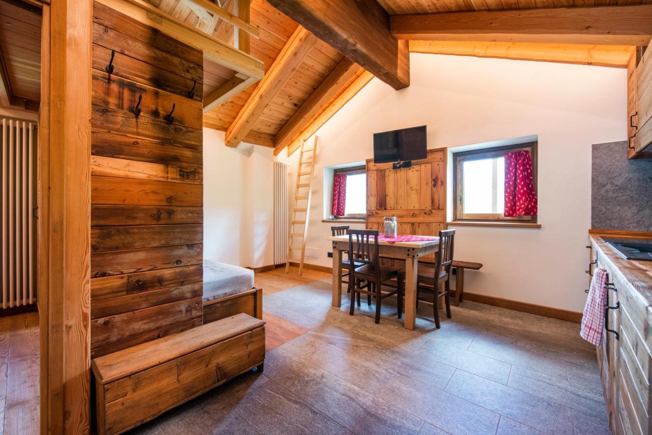 La Casa Dei Nonni Appartement Valtournenche Buitenkant foto