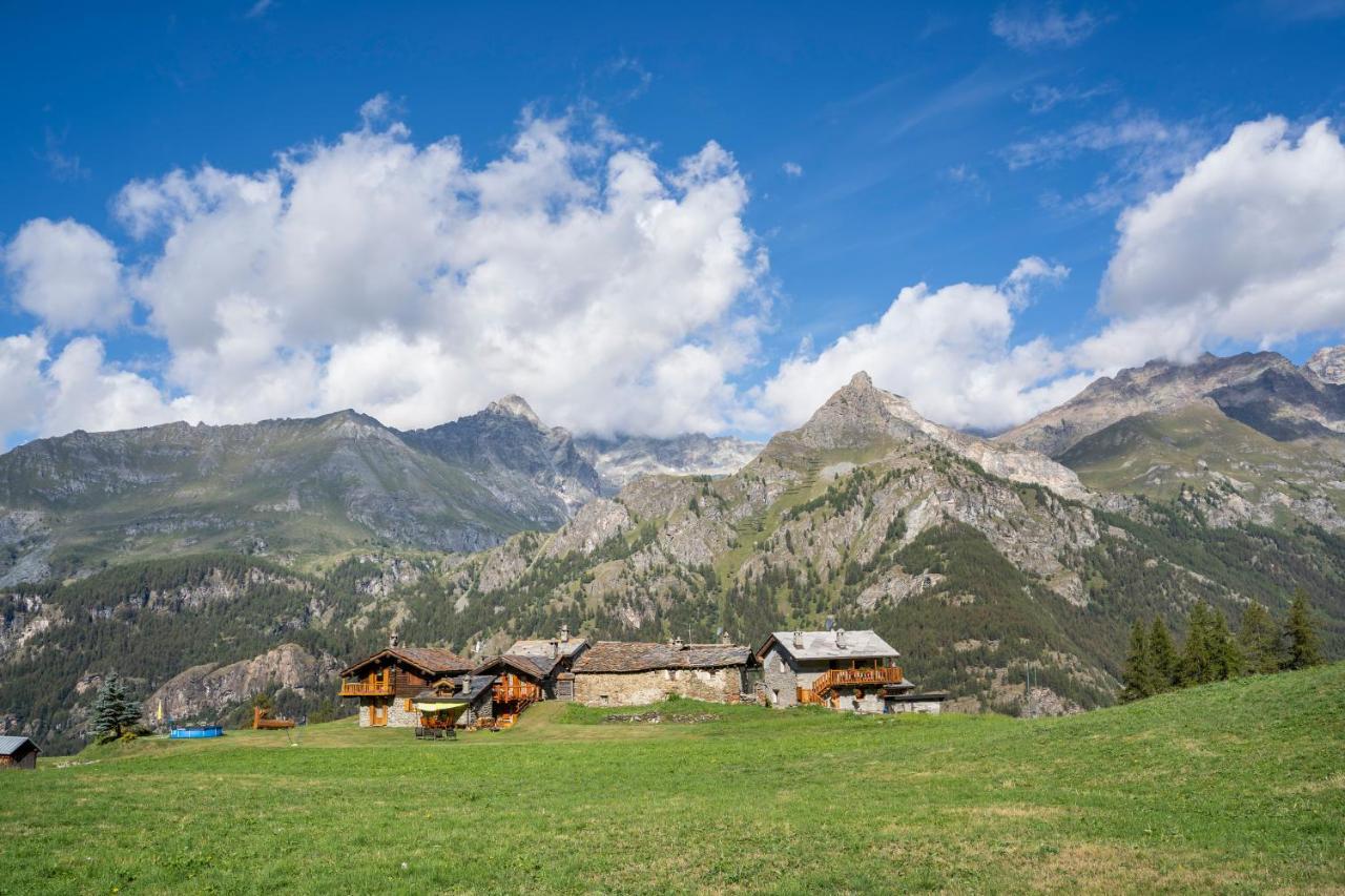 La Casa Dei Nonni Appartement Valtournenche Buitenkant foto