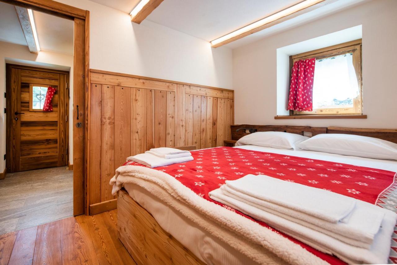 La Casa Dei Nonni Appartement Valtournenche Buitenkant foto